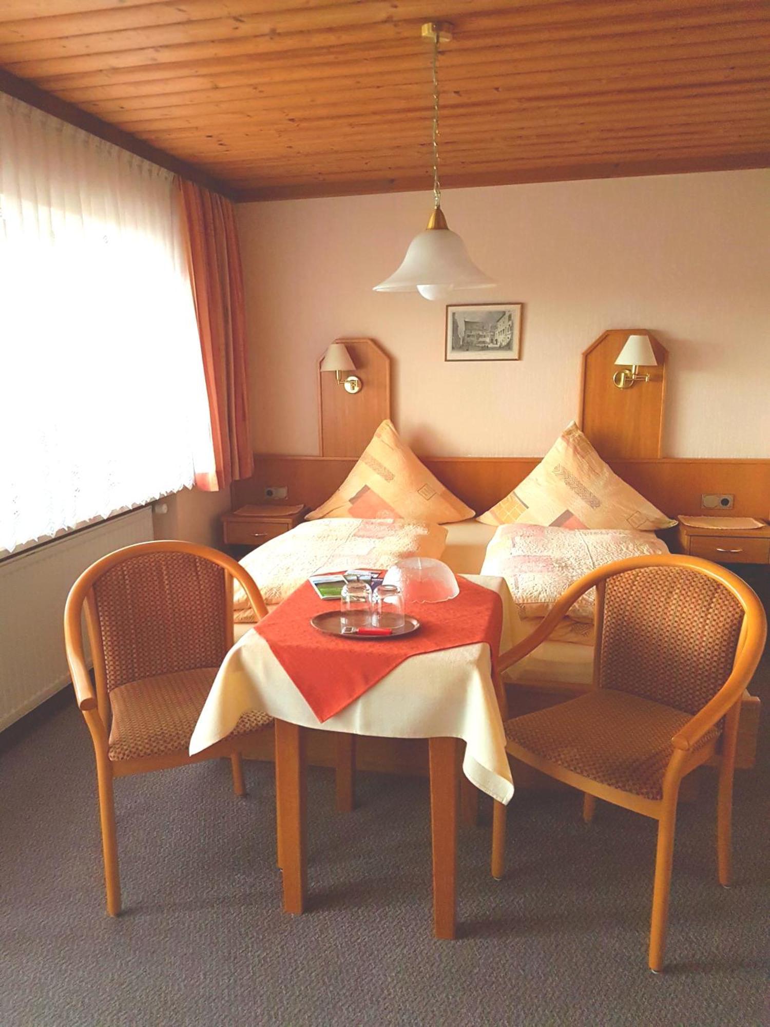 Gaestehaus Steininger 茨维泽尔 外观 照片
